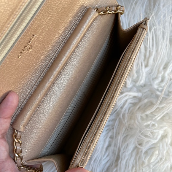 Authentic Chanel WOC - Picture 5 of 14